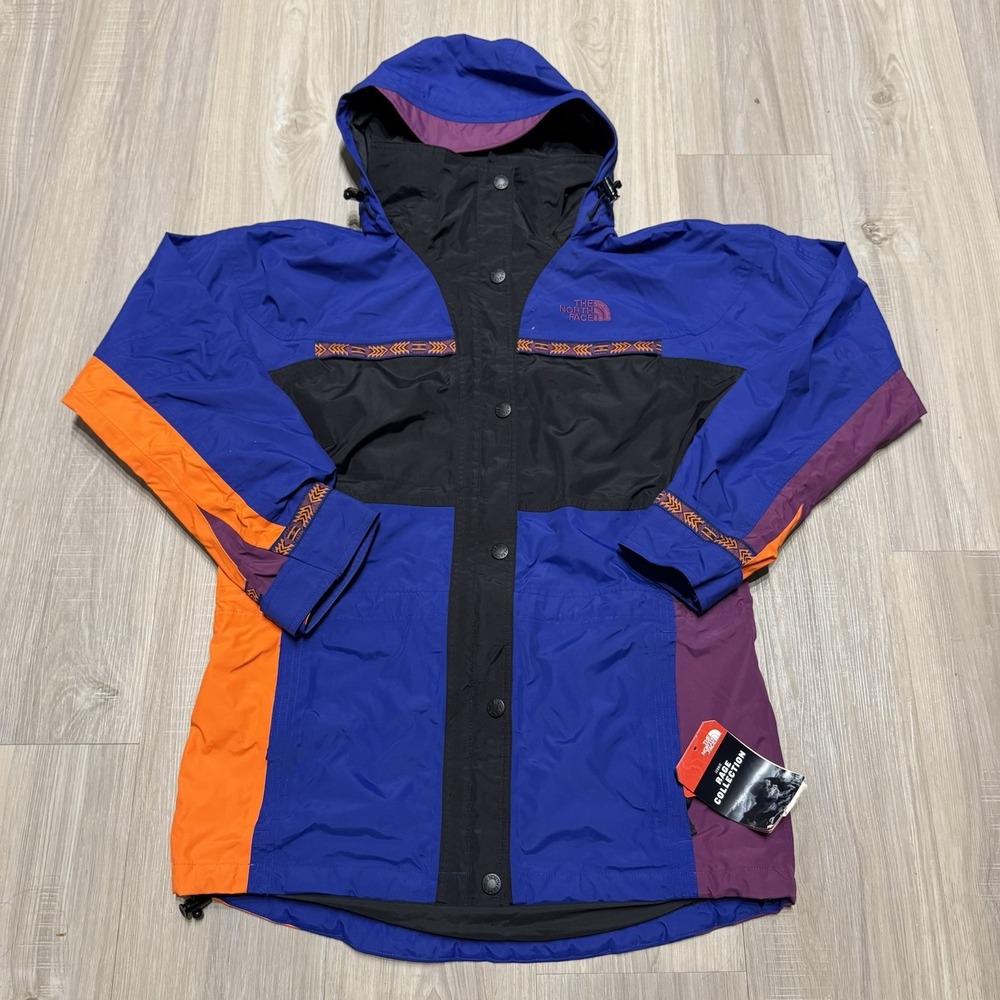The North Face Women's '92 Retro Rage Aztec Rain Jacket - Multicolor - S